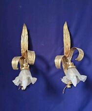 Coppia di antiche lampade da parete a luce singola in ferro verniciato