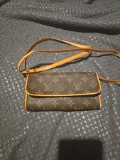 Pochette monogramma Luis