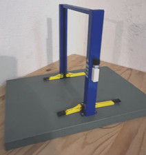 DIORAMA OFFICINA SCALA 1:18