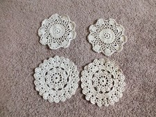 Bellissimo set 4 centrini
