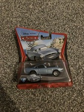 Pixar Cars 2 Made by Disney 2010 nuovo in scatola Finn McMissile auto giocattolo pressofusa