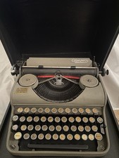 Macchina da scrivere Olimpia
