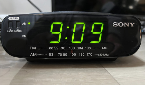 Sony dream machine icf c212 - sony, icf-c212