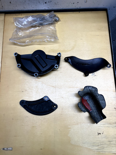 Copertura carter motore