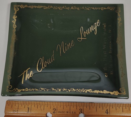 Cloud nine lounge host - lounge,