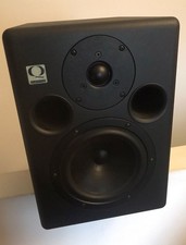 Quested S7 2Way active studio