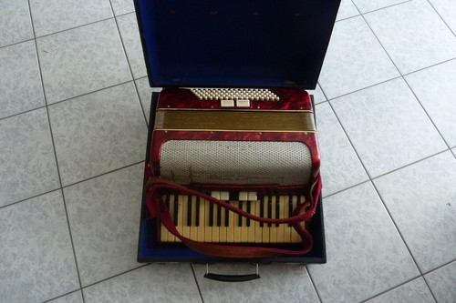 Fisarmonica dreichörig b - fisarmonica,