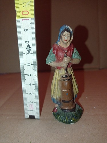 Contadina con mortaio - contadina,