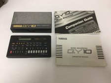 Yamaha QY10 sequenziatore