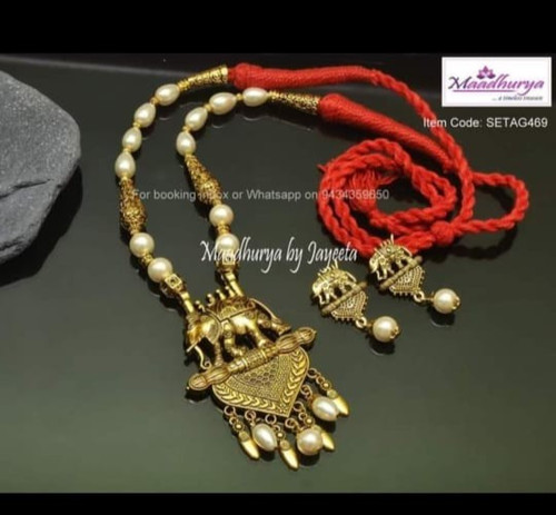 Collana perle con orecchini - di,