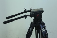 MANFROTTO 510 Treppiede/Tripod NUOVO!