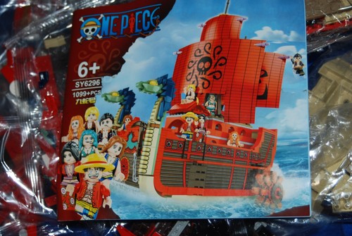 One piece boa snake - one,