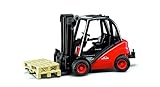 bruder 02511 - Carrello elevatore Linde H30D con gancio di traino, 2 pallet, carrello elevatore, veicoli, spedizioni e logistica