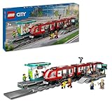 LEGO City Tram e Fermata del Tram, Treno Giocattolo da Costruire con Stazione e Vagoni Ferroviari, Giochi di Ruolo per Bambini e Bambine da 7 Anni in su con Minifigure, Idea Regalo di Compleanno 60423