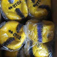 stock palloni calcio usato