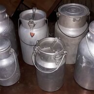 contenitori latte in alluminio usato