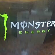 monster energy casco usato
