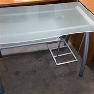 scrivania porta pc vetro usato