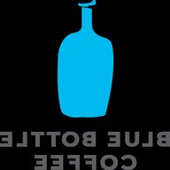 bottiglia blu usato
