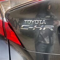toyota yaris hybrid 2017 usato