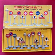 dinky toys usato