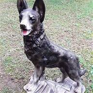 cane chihuahua statua usato