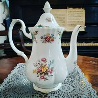 teapot royal albert usato