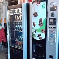 distributori automatici snack usato