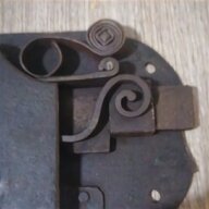 antica serratura usato