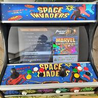 space invaders usato