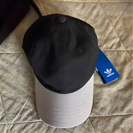 cappello adidas usato
