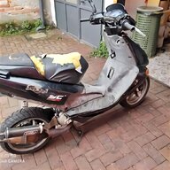 kit adesivi scooter gilera usato