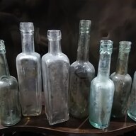 vecchie bottiglie vuote usato