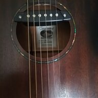 chitarra elettrica artigianale usato