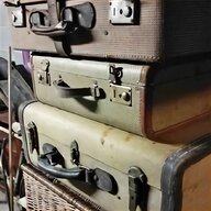 vecchie valigie usato