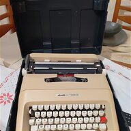 macchina da scrivere triumph usato