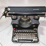 macchina scrivere antica usato