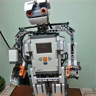 lego robot usato