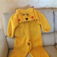 pikachu costume usato