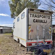 trasporto cavalli van trailer usato