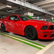 ford mustang saleen 1 18 usato
