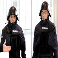 divisa polizia tedesca usato