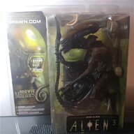 alien vs predator mask usato