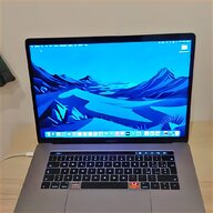 macbook pro 15 i7 usato
