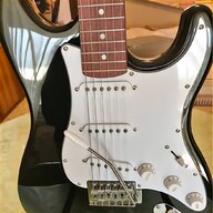 chitarra elettrica stratocaster usato