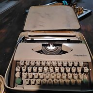 macchina scrivere antica usato
