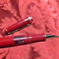 penna stilografica rossa usato