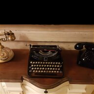 typewriter olivetti usato