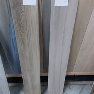 piastrelle effetto legno usato