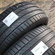 gomme 225 40 18 dunlop usato
